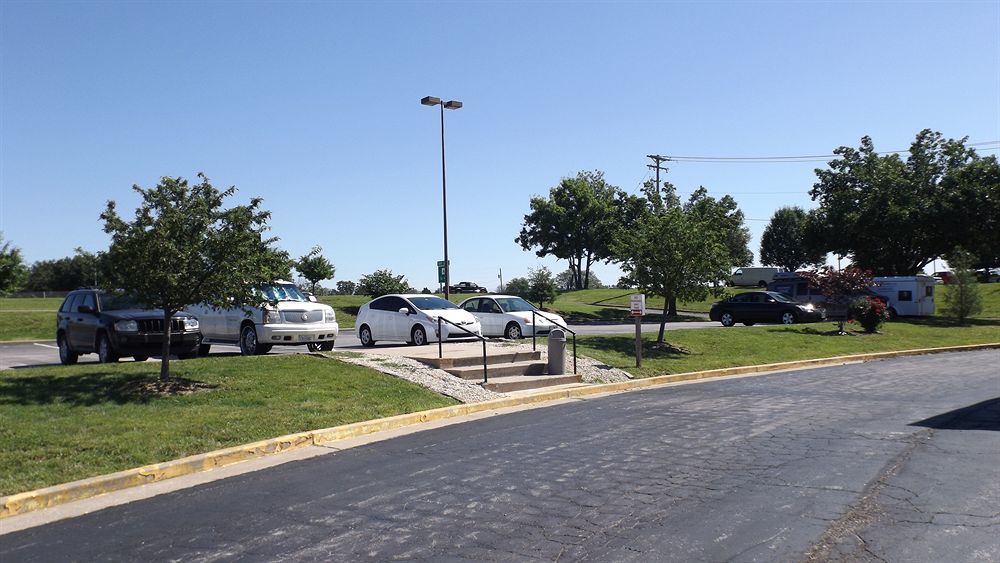 Ramada By Wyndham Wentzville Luaran gambar