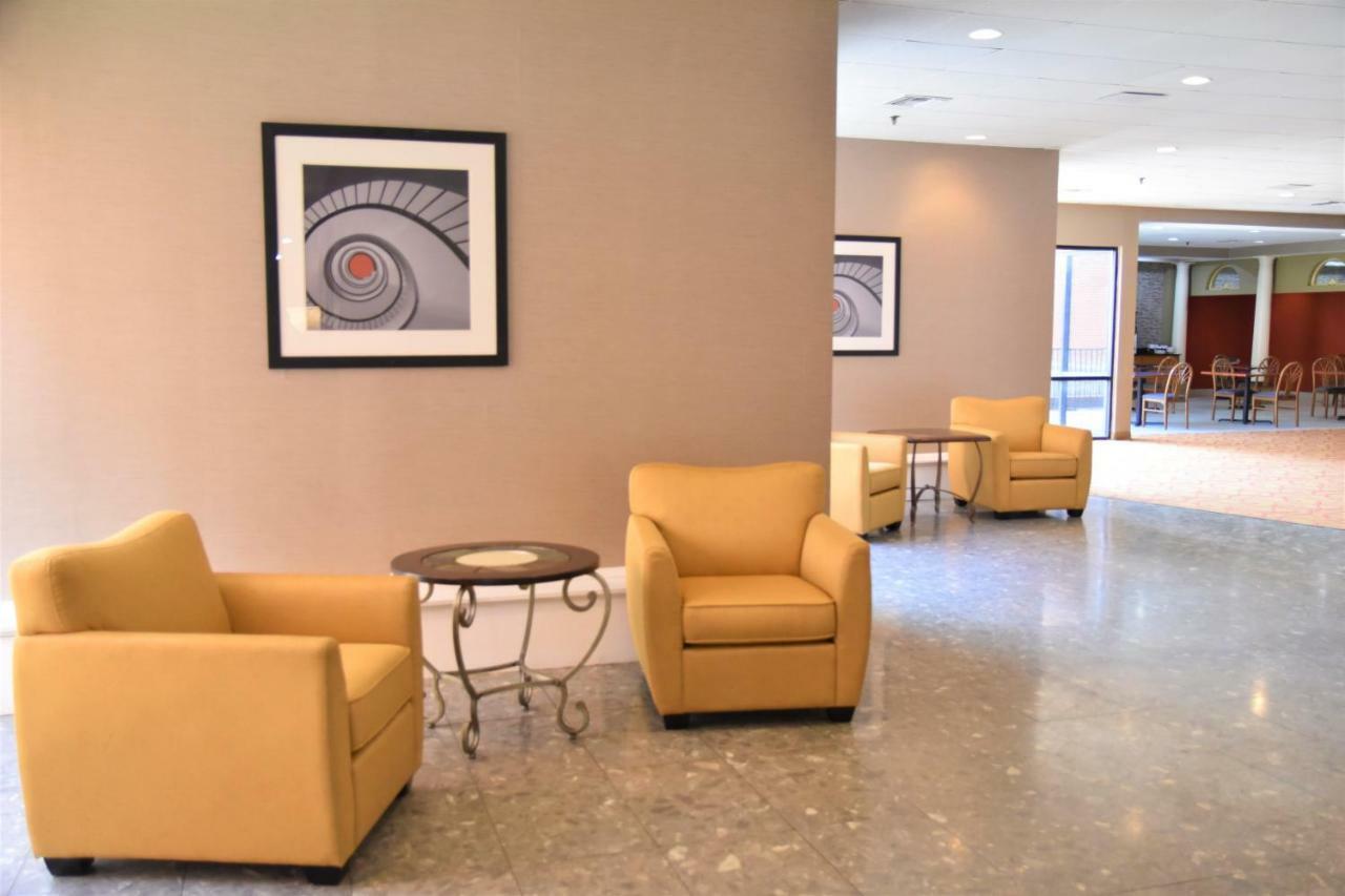 Ramada By Wyndham Wentzville Luaran gambar